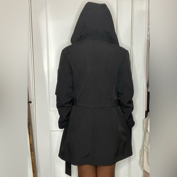 Jacket - Picture 2 of 5